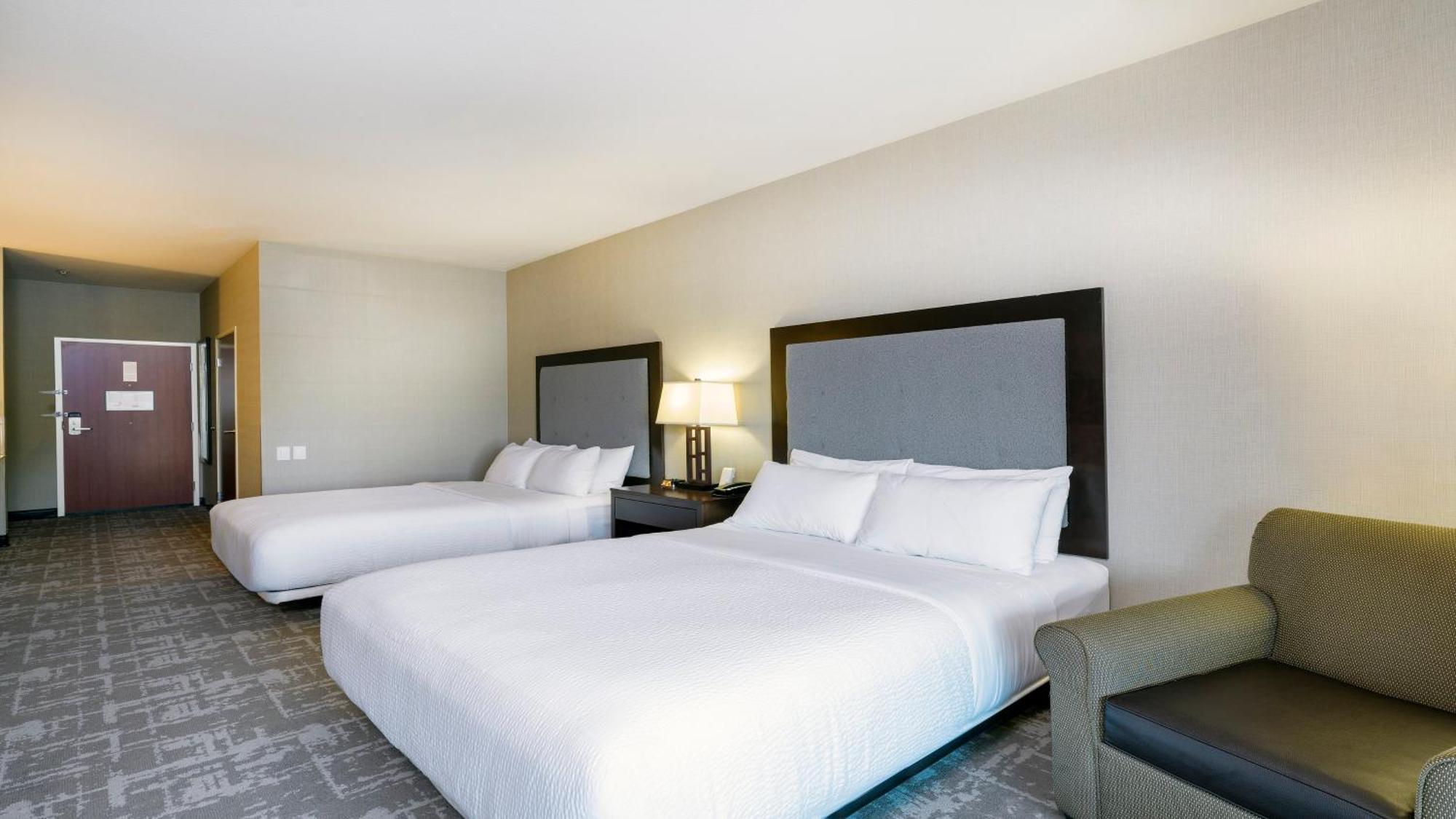 Holiday Inn West Yellowstone By Ihg Dış mekan fotoğraf